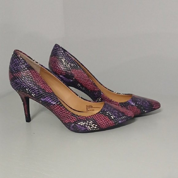 Elegant snake print  Purple and Black Women's Heels, new without box size 8 - Picture 1 of 6